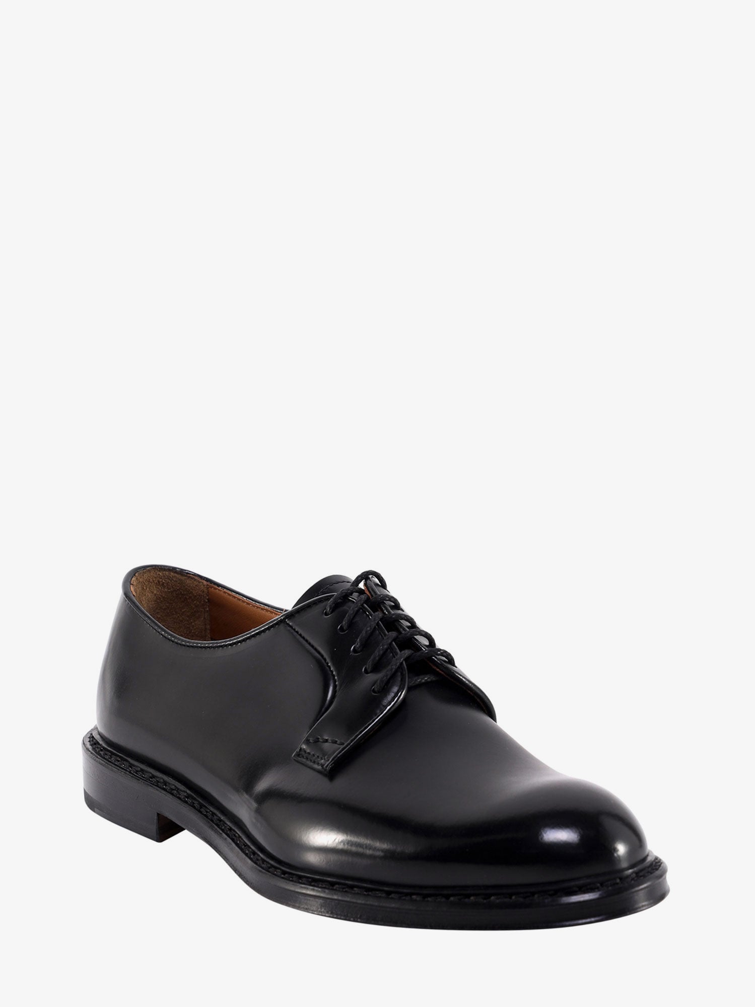 LACE-UP SHOE